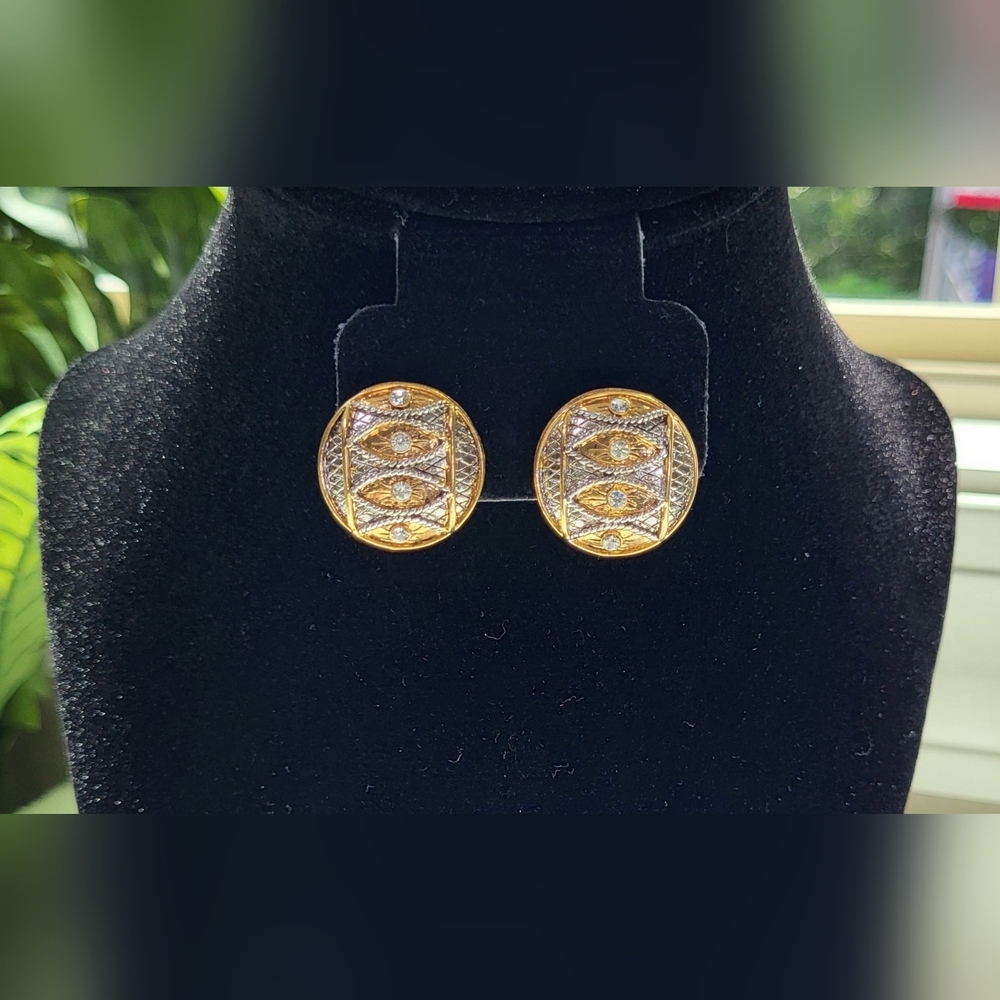 Gold and Silver Mixed Metal Circle Stud Earrings / Clip-on - Picture 2 of 5